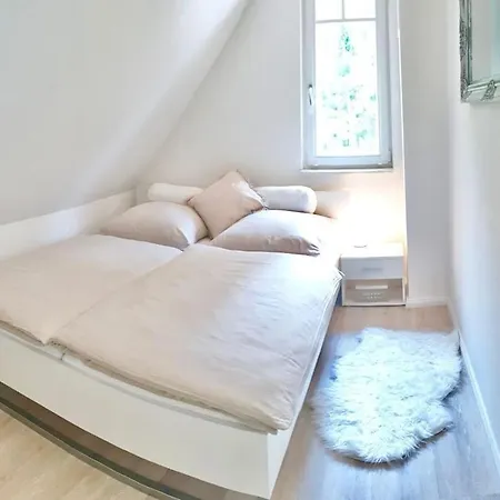 Inland - Butenschoen * Klein Gelm